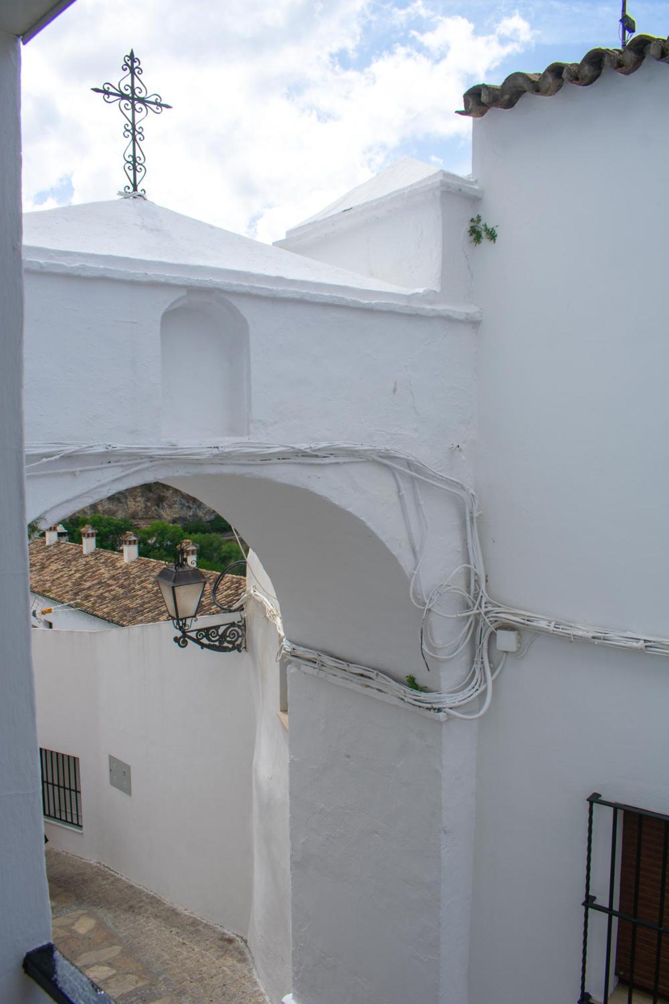 Casa Puerta Arabe Βίλα Setenil De Las Bodegas Εξωτερικό φωτογραφία